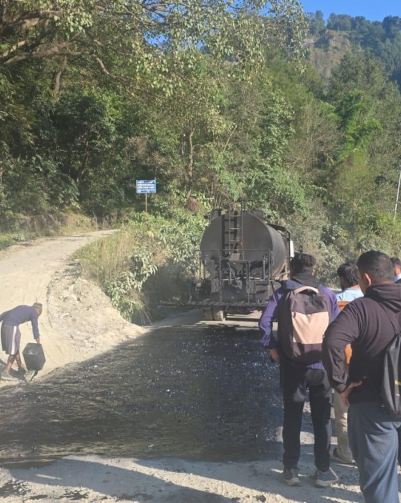 कालीगण्डकी कोरिडोरः लस्ती–बेनी खण्ड कालोपत्र गरिँदै