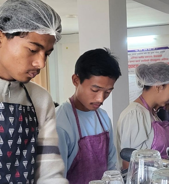 कफीको सुगन्धमा बुनिएका युवाका सपना