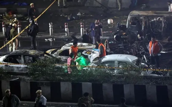 दिल्ली विस्फोटपछि काश्मीरमा भारतीय प्रहरीको व्यापक छापामारी