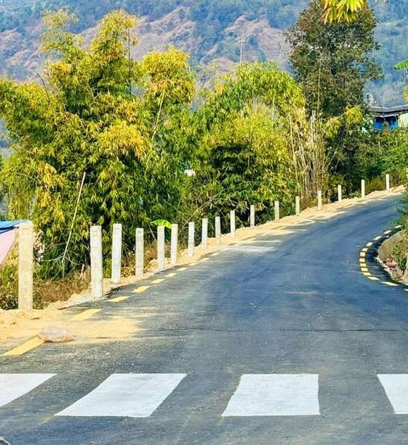 ट्रयाक खुलेको २६ वर्षपछि सडक कालोपत्र