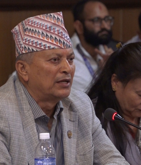 हदबन्दी मिचेर राखिएका जग्गा सरकारको स्वामित्वमा ल्याउँछौं : मन्त्री अधिकारी