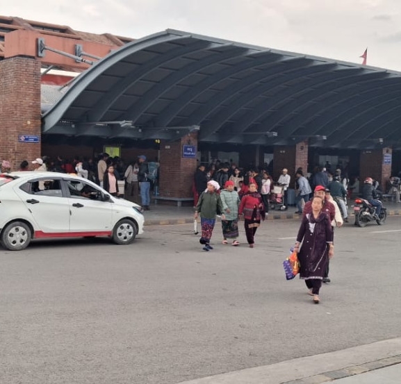 त्रिभुवन विमानस्थलको अध्यागमन विभागको सर्भरमा समस्या, सेवाग्राही तनावमा