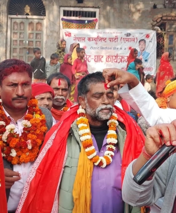 रौतहट–३ मा कांग्रेसका निर्वाचित वडा सदस्यसहित १ सय ७५ जना एमालेमा प्रवेश