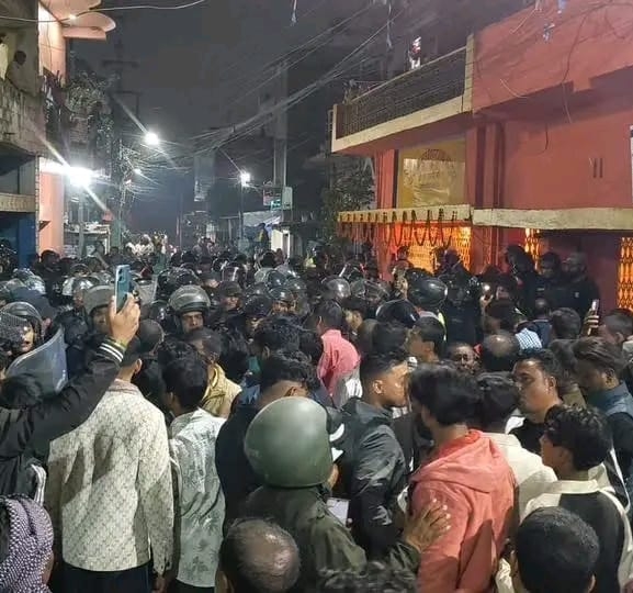 दुई समुदायबीच झडप, श्रीपुर क्षेत्र तनावग्रस्त