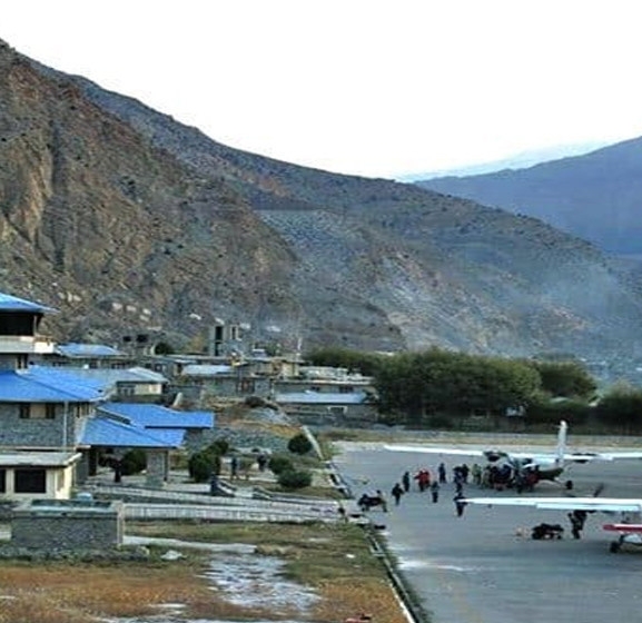 पोखरा–जोमसोम मार्गमा हवाई यात्रुको सङ्ख्या घट्दो