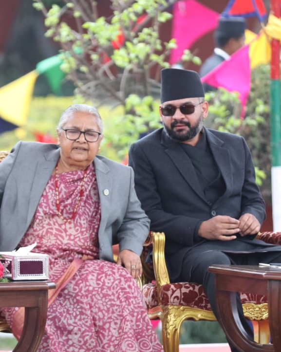 प्रधानमन्त्री बालेनको शपथ (लाइभ)