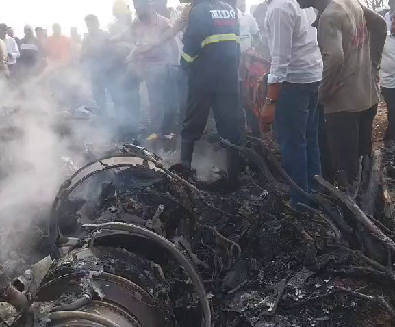 महाराष्ट्रका उपमुख्यमन्त्री पवारको विमान दुर्घटनामा निधन