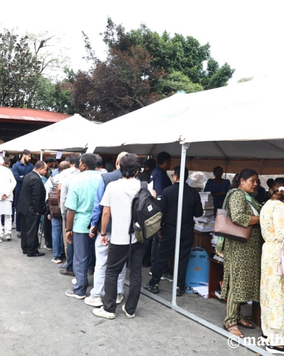 परिसरमा टेन्ट टाँगेर सर्वोच्च अदालतले थाल्यो सेवा (फोटोफिचर)