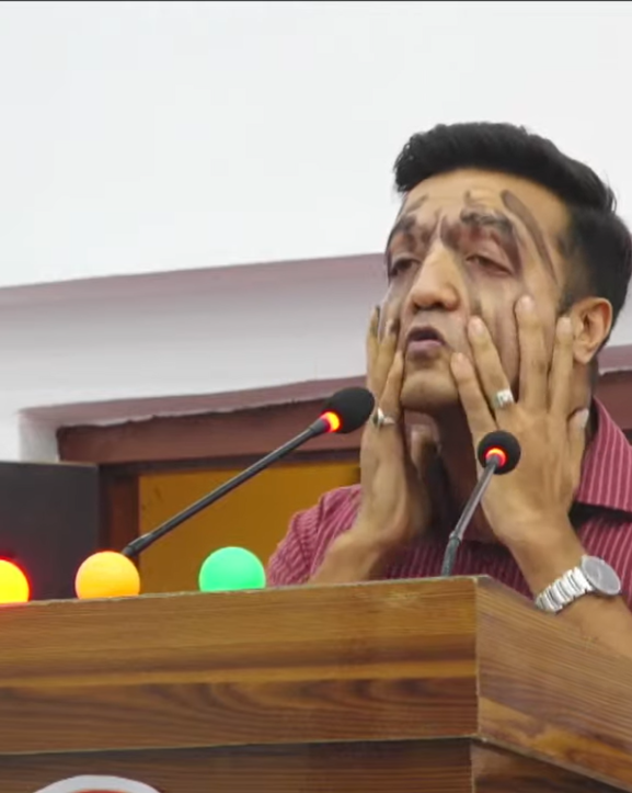 सांसद अन्सारीले दले आफ्नै अनुहारमा कालो मोसो, मुख्यमन्त्री सोनललाई विश्वासको मत नदिने