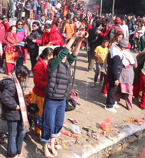 साँखु सालीनदीमा एक महिने माधवनारायण मेला सुरु