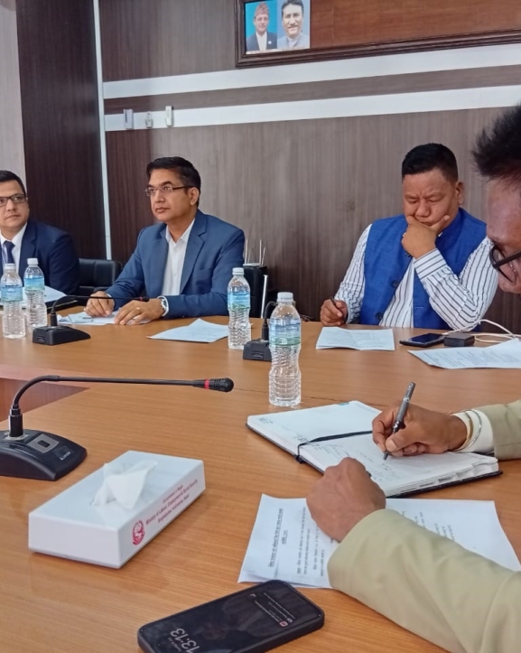 बिनाधितो ऋण कार्यविधिमाथि छलफल, खाडी जानेलाई दुई र युरोप जानेलाई पाँच लाख ऋण