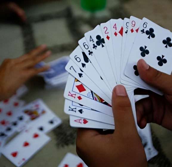 जुवातास खेलिरहेको अवस्थामा ७ जना पक्राउ