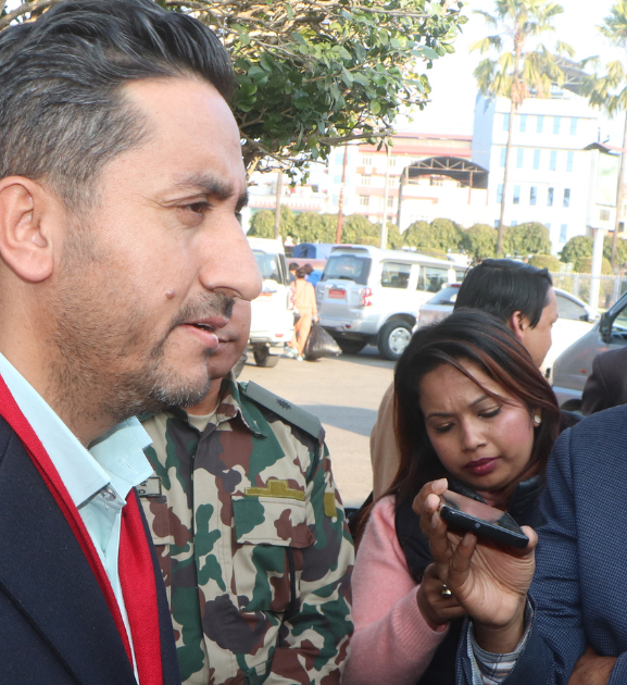 फागुन २१ मा जसरी पनि निर्वाचन हुन्छ : मन्त्री खरेल