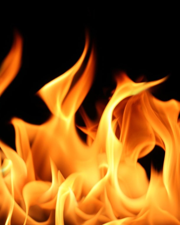 पाकिस्तानको मलमा आगलागी : ६ जनाको मृत्यु, २० भन्दा बढी घाइते