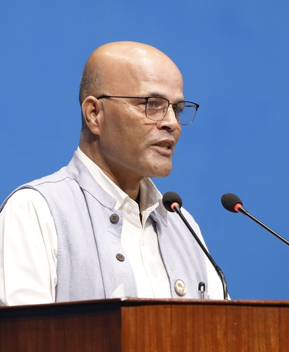 अमरेश सिंहले ५ जिल्लाबाहेक अरु विदेशीलाई दिउँ भनेपछि...