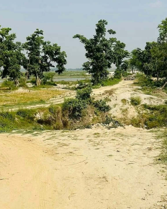 बागमती कटान नियन्त्रणको स्पर निर्माण अलपत्र : दुर्गा भगवती-२ का बासिन्दा त्रासमा
