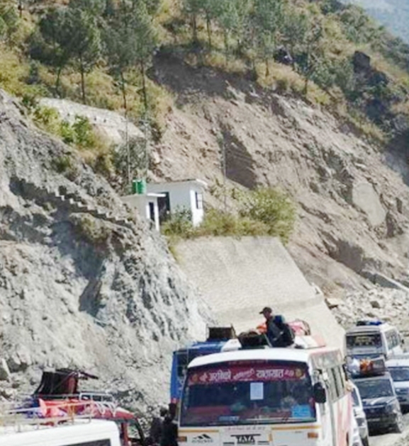 बिपी राजमार्गः रातको समयमा अनिश्चितकालीन बन्द थप