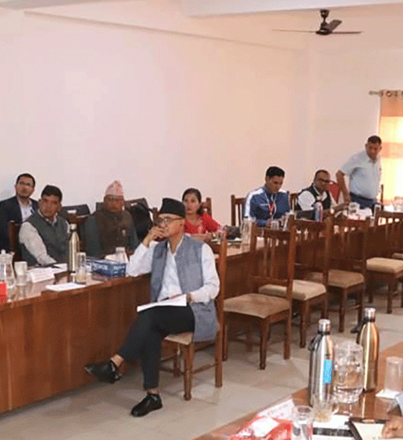 कर्णालीका जनप्रतिनिधिसँग अन्तरसरकार सम्बन्धबारे छलफल