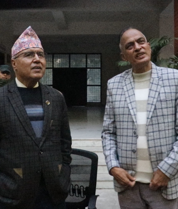 अर्थमन्त्रीको आश्वासनः क्षतिग्रस्त भवन पुनर्निर्माणका लागि संघ सरकारले सहयोग गर्छ