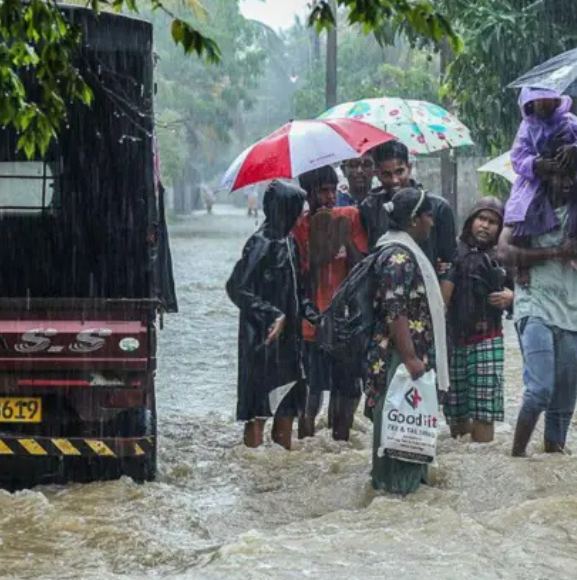 श्रीलंकामा चक्रवातका कारण ४ सय ६५ जनाका मृत्यु 