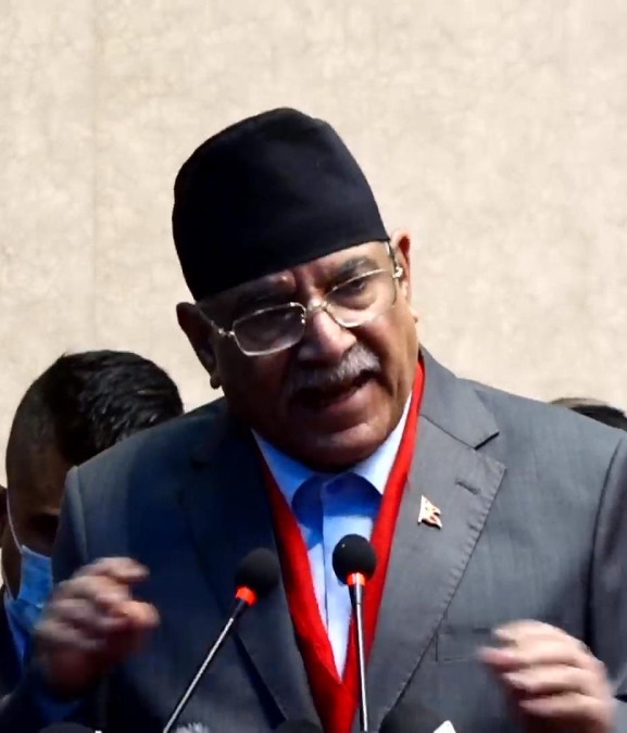 भीम रावललाई नेकपामा स्वागत गर्दै दाहालले भने– ‘एकतालाई चुनाव जित्ने रणनीतिको रुपमा नबुझियोस्’