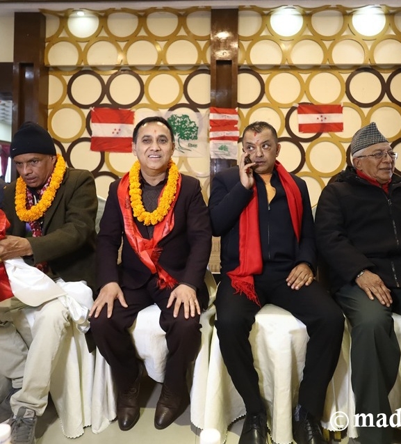 गगन नेतृत्वको कांग्रेस केन्द्रीय कार्यसमितिको पहिलो बैठक (तस्बिरहरू)