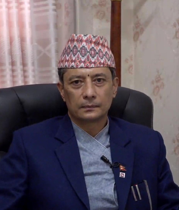 उम्मेदवारका एकाघरका परिवारको बैंक खातामा आयोगको निगरानी