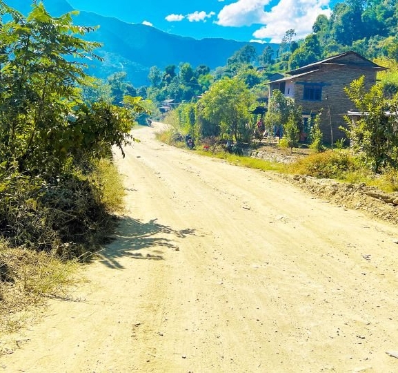 बागलुङको बिहुँमा खानेपानी अभाव, बस्ती रित्तिने जोखिम
