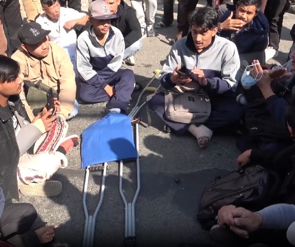 माइतीघरमा जेनजी समूहको धर्ना