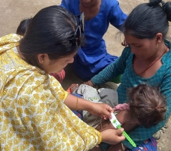 कुपोषित बालबालिका खोज्दै टीकापुर नगरपालिका