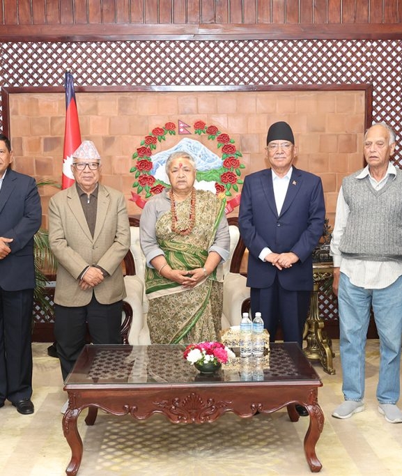 निर्वाचन सफल बनाउन भूमिका खेलेको भन्दै प्रधानमन्त्रीले गरिन् नेकपाको प्रशंसा