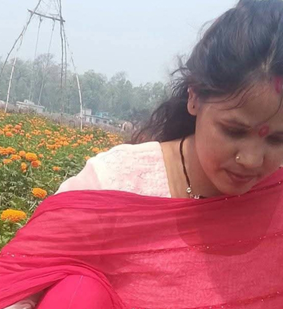 फूल खेतीबाट आत्मनिर्भरसँगै आम्दानी गर्दै धनगढीकी सुशीला