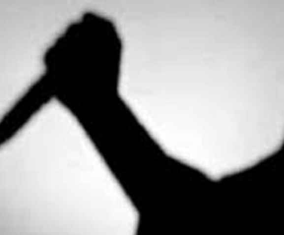 धारिलो हतियार प्रहारबाट एक युवक घाइते