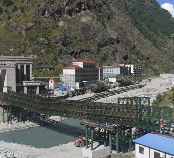 केरुङ नाका बन्द हुँदा चीनबाट सामान आयतमा समस्या