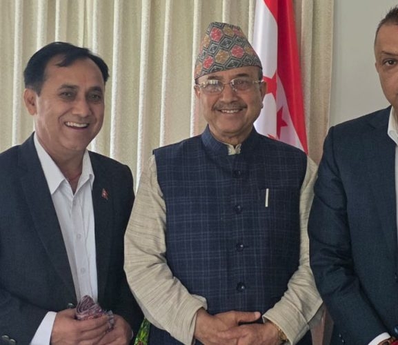 सभापति गगनले थाले असन्तुष्ट नेताका निवासमै पुगेर संवाद