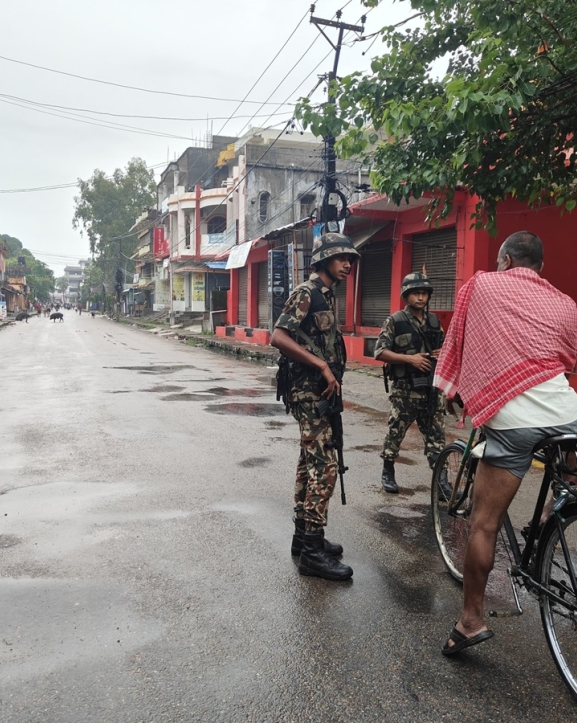 रौतहटमा आज पनि कर्फ्यू, गौर कारागारबाट फरार १३ कैदी भारतमा पक्राउ