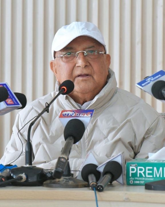 ओलीको टिप्पणी : निर्वाचन परिणाम ‘अस्वाभाविक र अपत्यारिलो’, एकताबद्ध हुन एमाले सांसदलाई निर्देशन