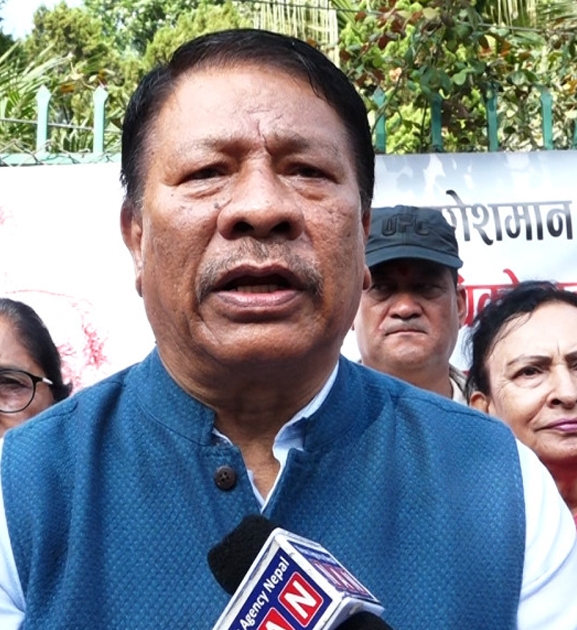 ‘कांग्रेस विधि र विधानअनुसार १५ औँ महाधिवेशनमा जान्छौँ’ : प्रकाशमान सिंह