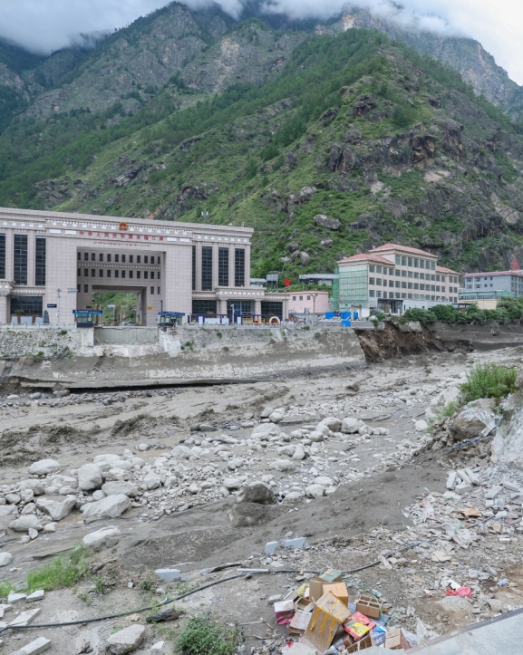 तिब्बतमा पहिरो, नेपालमा बाढी, पानी नै नपरी ठूलो क्षति