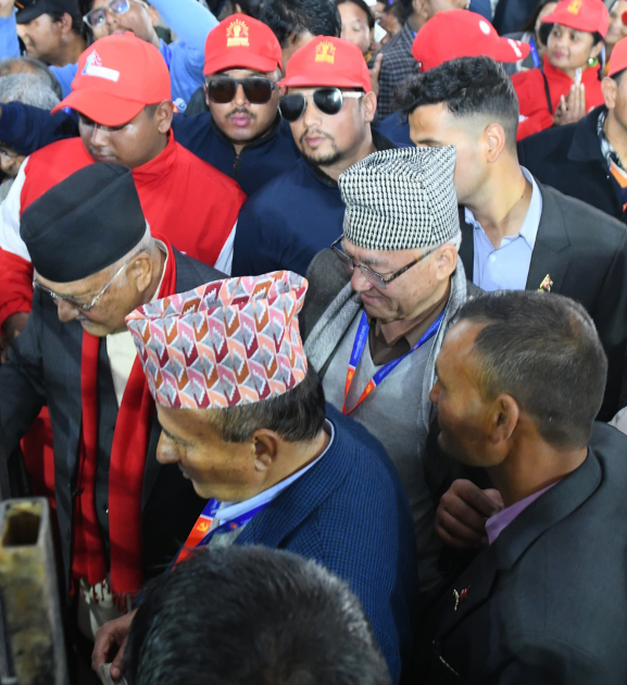 एमाले महाधिवेशनको मतदान सर्‍यो  