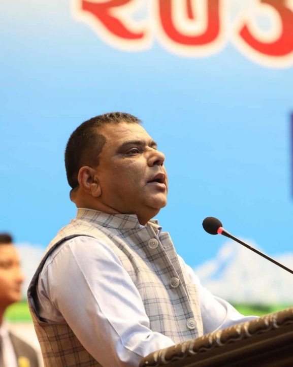 पत्रकार विश्वमणी सुवेदी पक्राउ