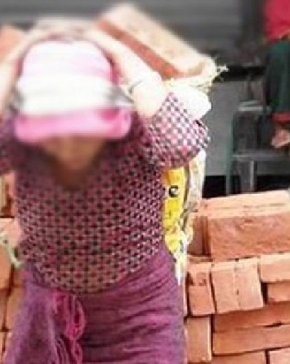 अन्त्य होस् श्रमिक महिलामाथिको विभेद