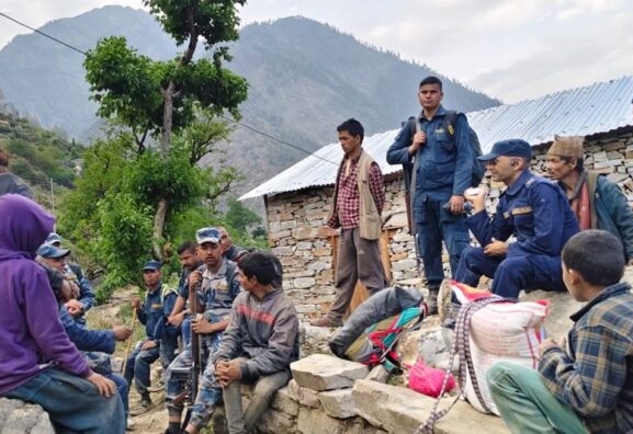 हुम्ला र बाजुरा सीमा विवादबारे जाँचबुझ गर्न गृहको टोली हुम्लामा
