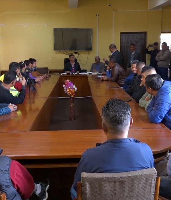 त्रिभुवन विश्वविद्यालयमा निर्माणाधीन चमेना गृह भवन निर्माणमा अवरोध गर्नेलाई कारबाही गर्न माग