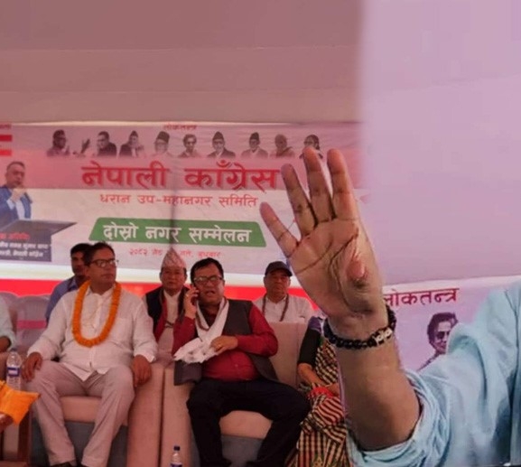 कांग्रेस महामन्त्री थापा गृहमन्त्री लेखकको बचाउमा, अहिले नै राजीनामा दिनु न्यायोचित नहुने जिकिर
