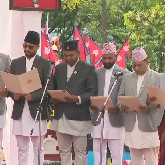 १५ सदस्यीय बालेन मन्त्रिपरिषद्‌ : दोस्रो वरीयतामा स्वर्णिम, तेस्रोमा सुधन