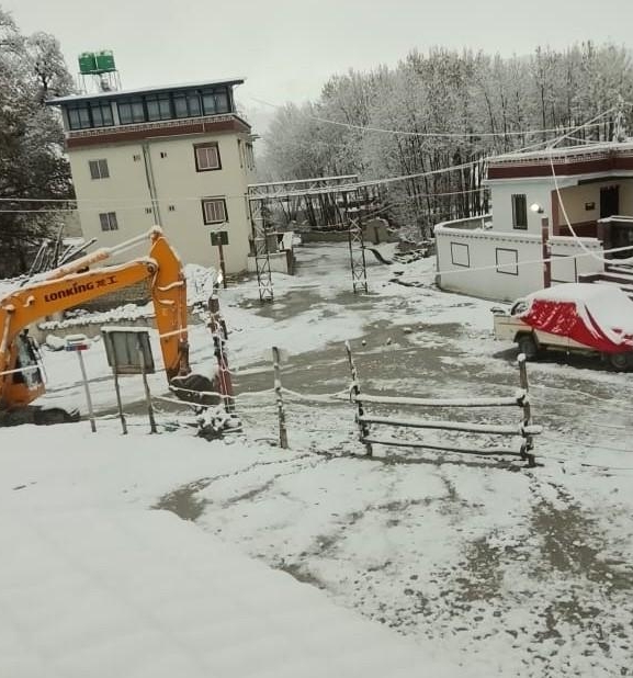 मुस्ताङमा भारी हिमपात