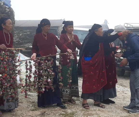 घनपोखराको प्रकृति र संस्कृति पदयात्रा पर्यटनसँग जोडिँदै