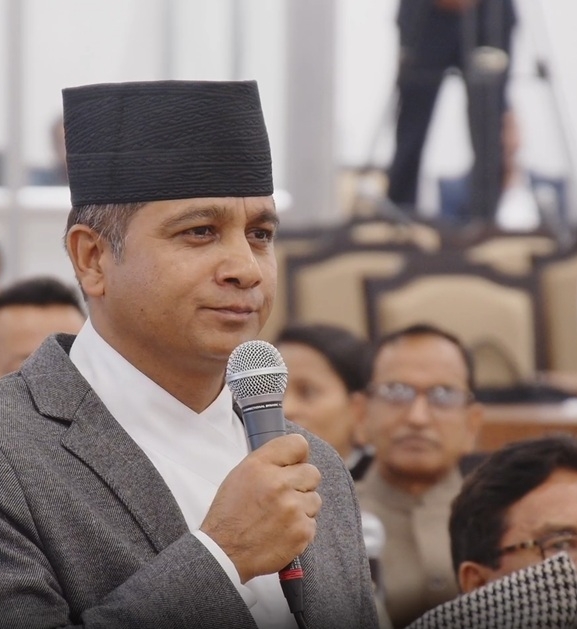 प्रधानमन्त्रीलाई एमालेले भन्यो- राष्ट्रघाती अभिव्यक्तिबारे संसद्‍बाट माफी मागियोस्
