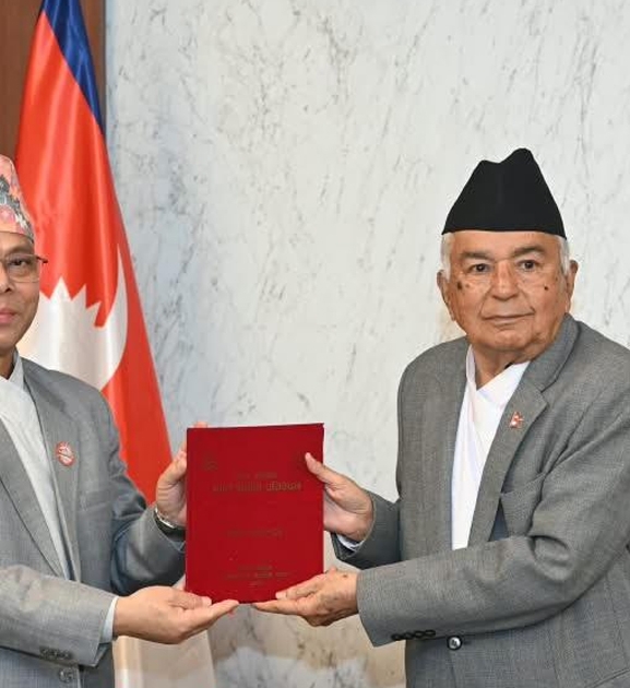 राष्ट्रपतिसमक्ष थारु आयोगको प्रतिवेदन पेस